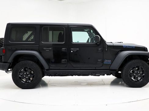 Used 2023 Jeep Wrangler Unlimited w/ Cold Weather Group image 2