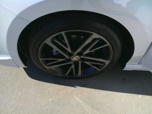 Used 2025 Toyota Camry XSE image 16