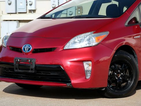 Used 2013 Toyota Prius Three FWD image 21