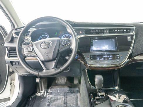 Used 2014 Toyota Avalon XLE Touring FWD image 13