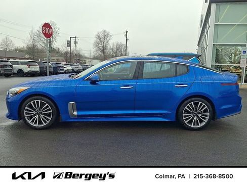 Used 2018 Kia Stinger Premium image 9