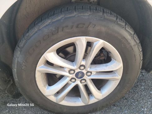 Used 2019 Ford Edge SEL w/ Equipment Group 201A image 7