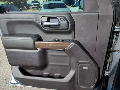 Used 2020 Chevrolet Silverado 1500 LT Trail Boss image 21