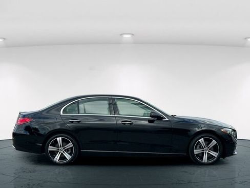 Used 2025 Mercedes-Benz C 300 Sedan image 8