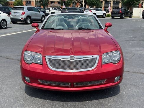 Used 2005 Chrysler Crossfire Limited RWD image 2