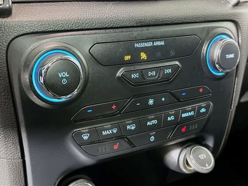 Certified 2020 Ford Ranger Lariat w/ Equipment Group 501A Mid image 17