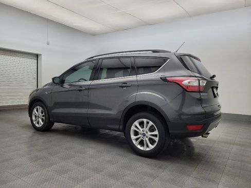 Used 2018 Ford Escape SE image 3
