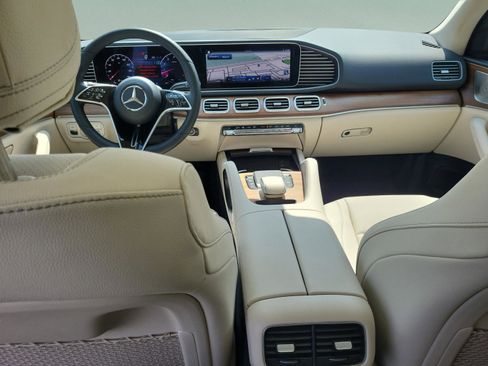 Certified 2026 Mercedes-Benz GLE 450 4MATIC image 12