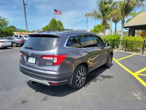 Used 2022 Honda Pilot Touring image 6