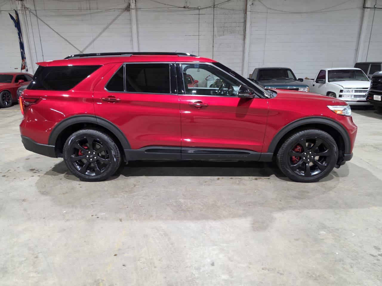 Used 2020 Ford Explorer ST w/ ST Street Pack AWD/4WD image 15