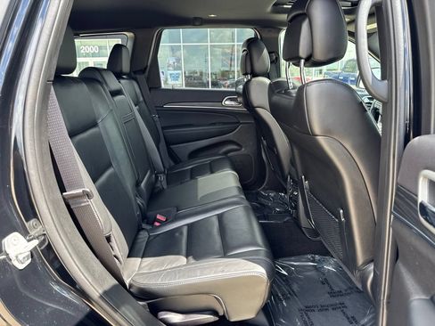 Used 2021 Jeep Grand Cherokee Limited AWD/4WD image 29