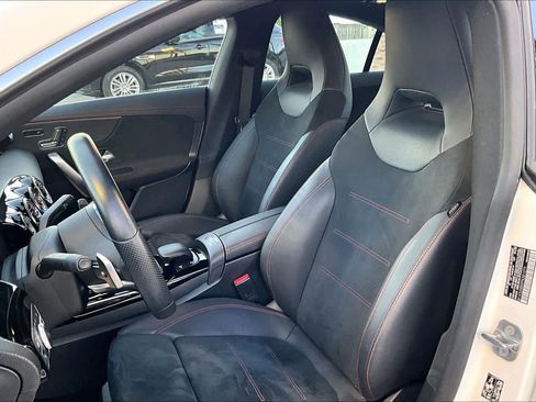 Used 2023 Mercedes-Benz CLA 35 AMG 4MATIC image 7