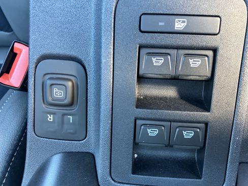 Used 2023 Ford Bronco Outer Banks AWD/4WD image 30