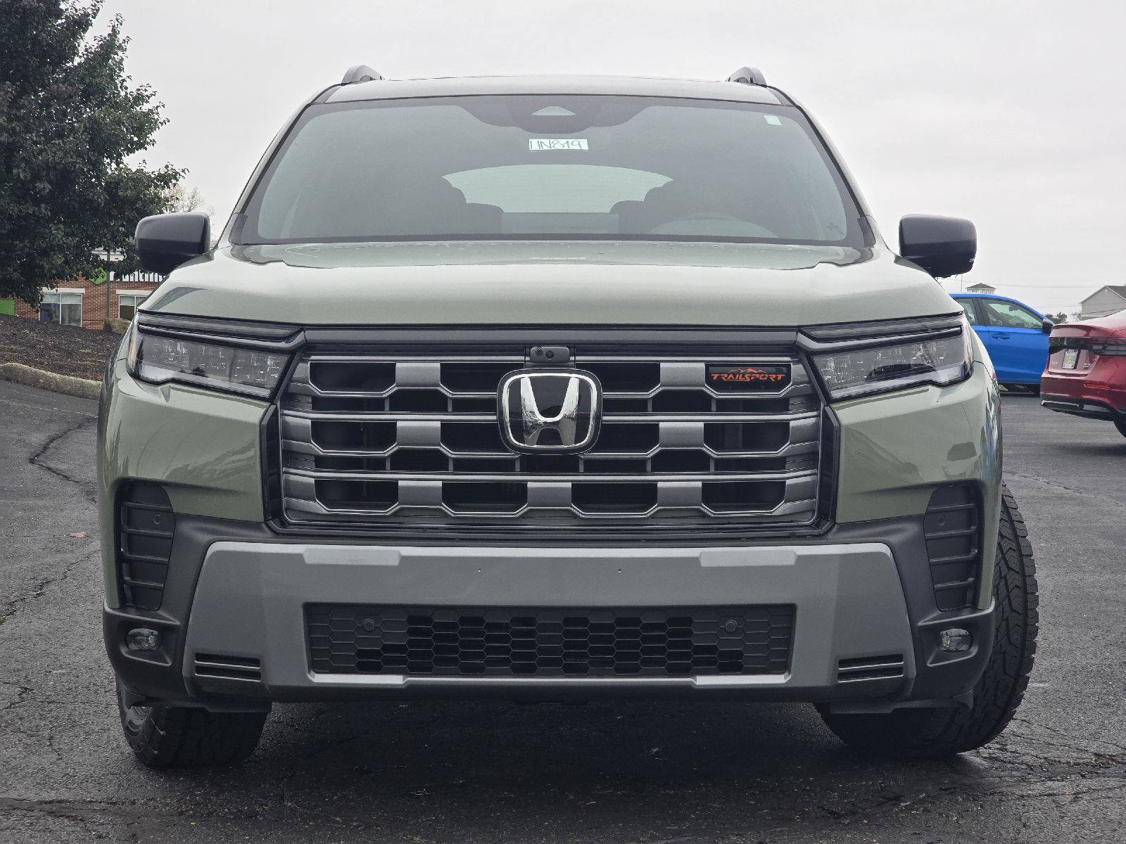 New 2026 Honda Pilot TrailSport image 2
