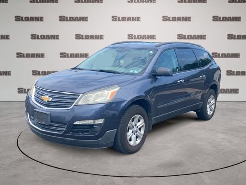 Used 2013 Chevrolet Traverse LS FWD image 1
