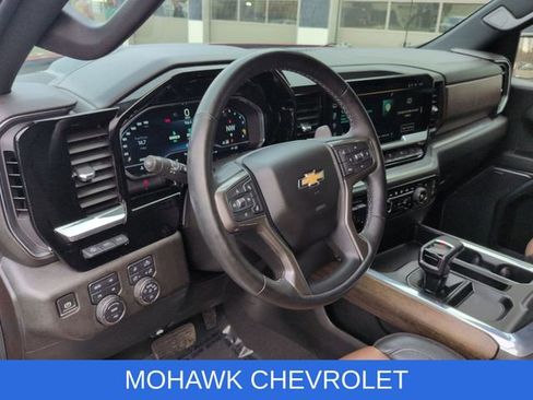 Used 2023 Chevrolet Silverado 1500 High Country w/ High Country Premium Package AWD/4WD image 11