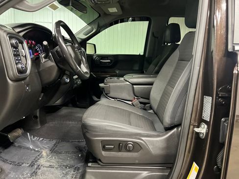 Used 2019 Chevrolet Silverado 1500 RST image 13
