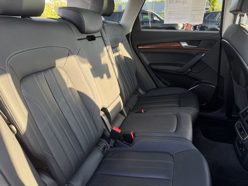 Used 2022 Audi Q5 2.0T Premium Plus AWD/4WD image 21