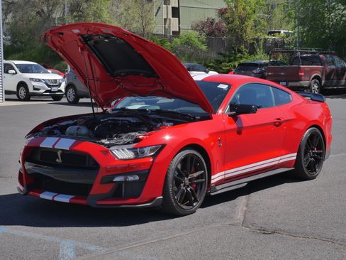 Certified 2021 Ford Mustang Shelby GT500 w/ Technology Package RWD image 42