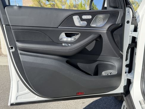 New 2026 Mercedes-Benz GLS 450 4MATIC image 16