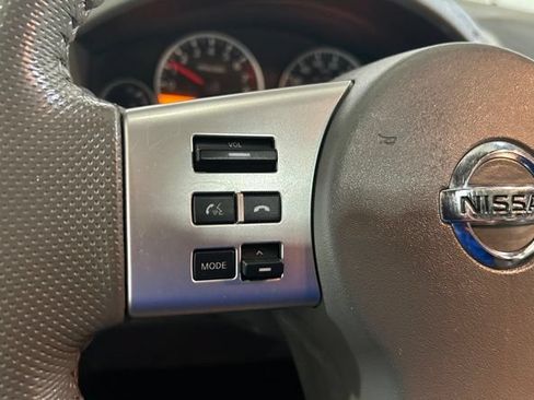 Used 2019 Nissan Frontier SL AWD/4WD image 32