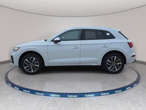 Used 2021 Audi Q5 Premium w/ Convenience Package AWD/4WD image 9