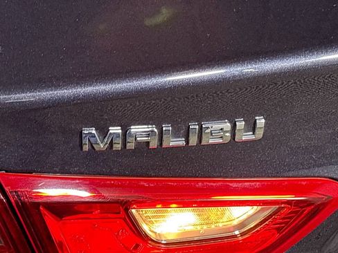 Used 2023 Chevrolet Malibu LT FWD image 23