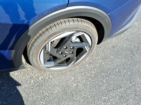 New 2025 Kia K4 EX image 7