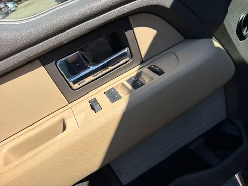 Used 2013 Ford F150 XLT w/ XLT Chrome Pkg AWD/4WD image 12