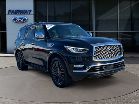 Used 2024 INFINITI QX80 Sensory w/ Cargo Package AWD/4WD image 3