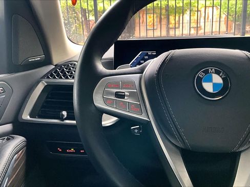 Certified 2026 BMW X7 xDrive40i AWD/4WD image 23