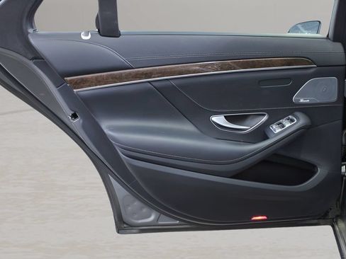 Used 2019 Mercedes-Benz S 450 4MATIC Sedan image 24