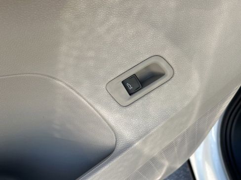 New 2026 Volkswagen Atlas SE image 20