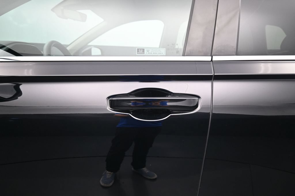 Used 2024 Honda CR-V EX-L image 15