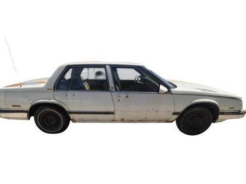Used 1988 Buick Le Sabre Custom FWD image 7