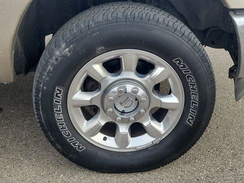 Used 2011 Ford F350 Lariat w/ Lariat Ultimate Pkg image 5