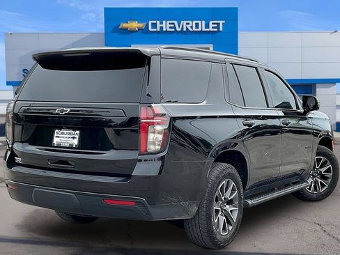 Used 2024 Chevrolet Tahoe Z71 w/ Luxury Package AWD/4WD image 4