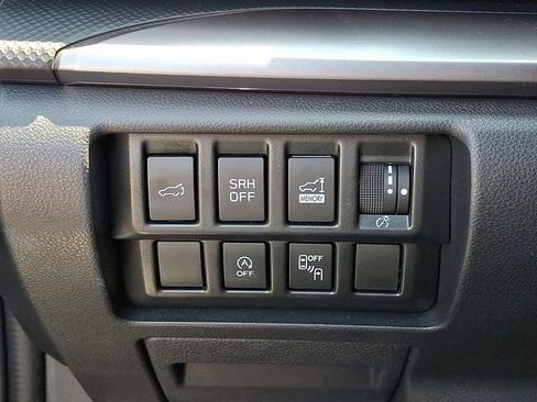 Used 2022 Subaru Forester Premium AWD/4WD image 28