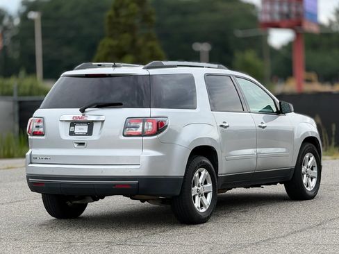Used 2016 GMC Acadia SLE FWD image 9