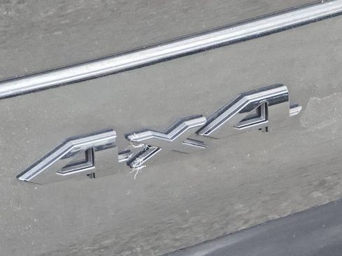 Used 2023 Jeep Grand Cherokee Altitude AWD/4WD image 4