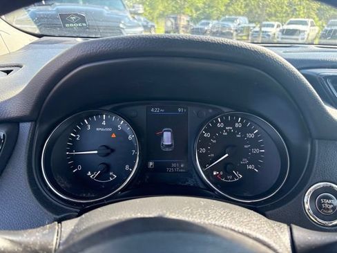 Used 2019 Nissan Rogue SL w/ Premium Package AWD/4WD image 34