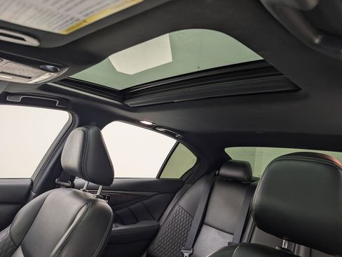 Used 2017 INFINITI Q50 Red Sport 400 image 16