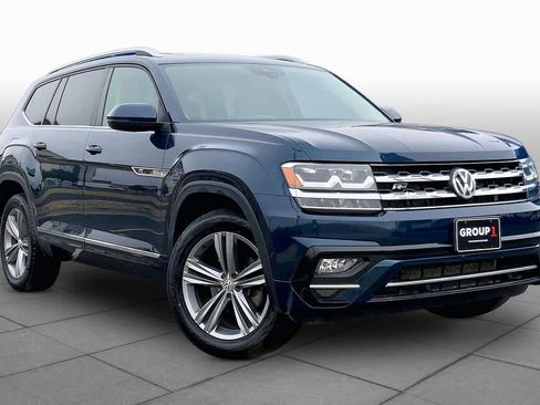 Used 2018 Volkswagen Atlas SEL w/ R-Line Package AWD/4WD image 3