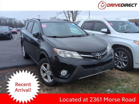 Used 2014 Toyota RAV4 XLE image 1