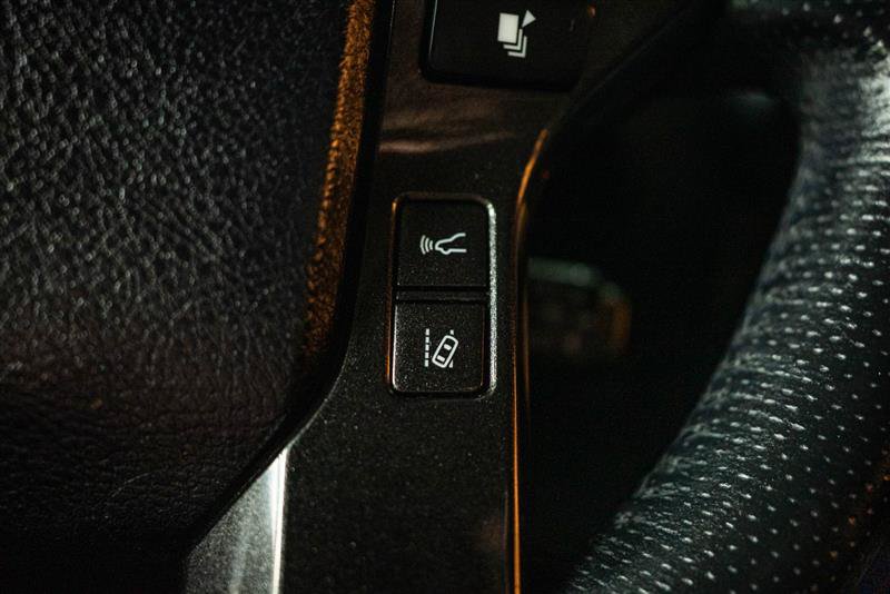 Used 2020 Toyota 4Runner TRD Off-Road AWD/4WD image 19