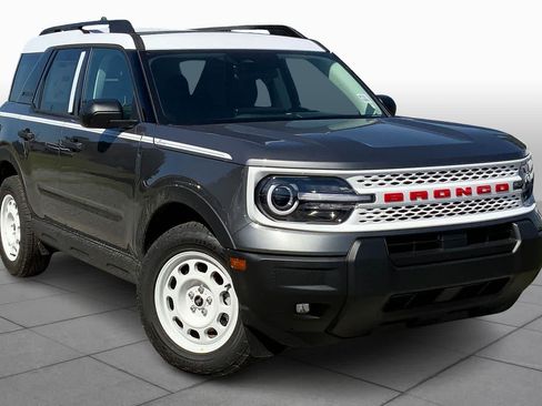 New 2025 Ford Bronco Sport Heritage w/ Convenience Package AWD/4WD image 2