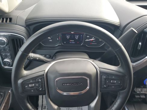 Used 2023 GMC Sierra 3500 Denali w/ Technology Package image 22