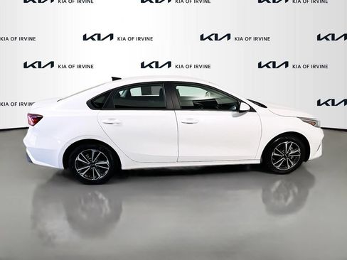 Certified 2024 Kia Forte LXS FWD image 9