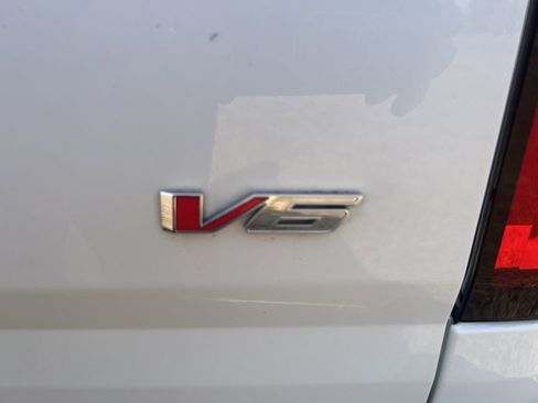 Used 2021 Chevrolet Colorado W/T image 5