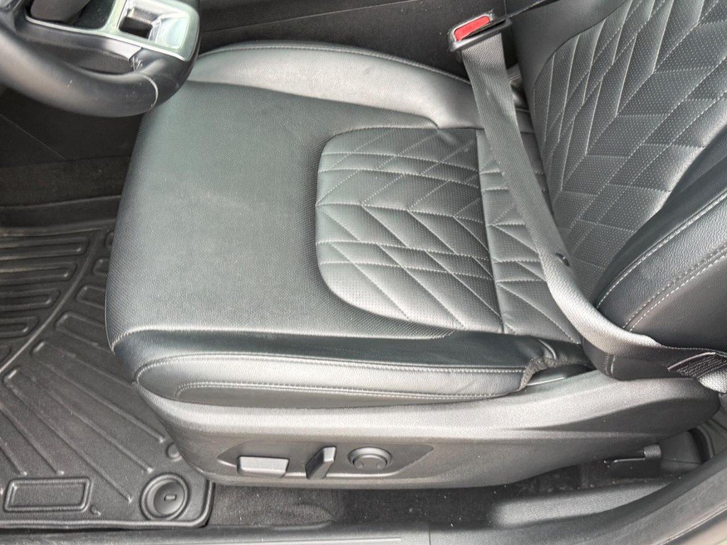Used 2023 Kia Sportage X-Line w/ X-Line Premium Package AWD/4WD image 13